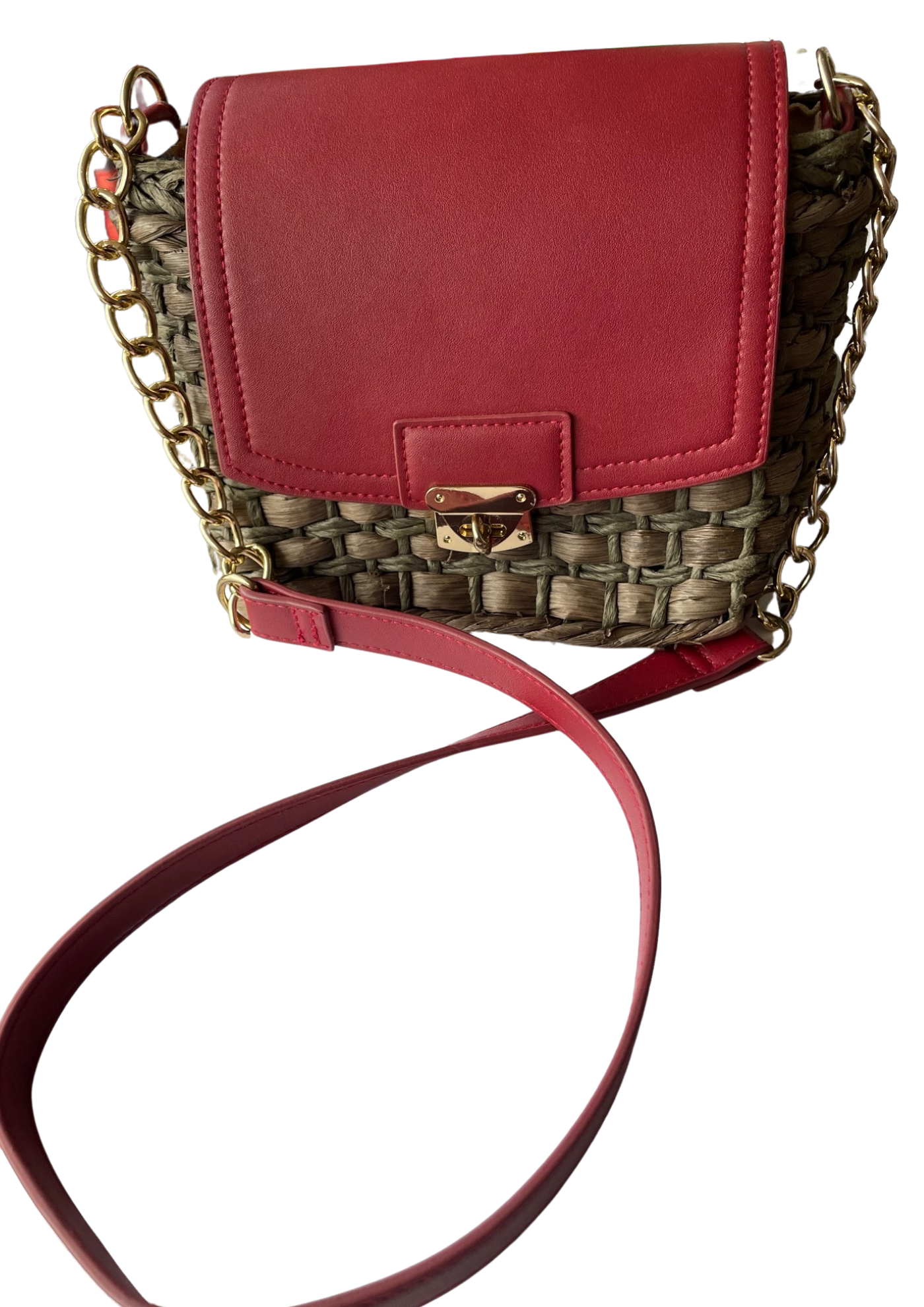 👜 Magnifique sac tressé avec rabat rouge👜