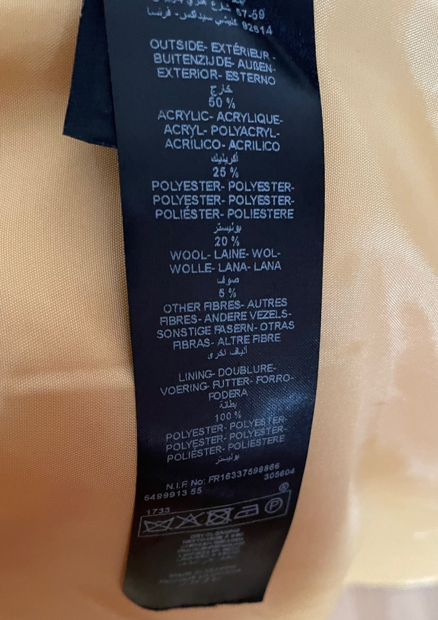 🧥✨ Manteau capuche jaune – Taille 42