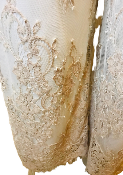 Pantalon en dentelle Taille 38