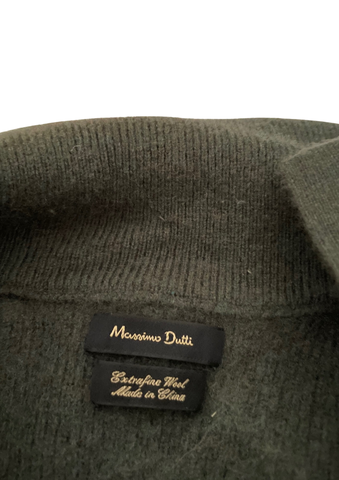 🧶 Pull col montant en laine extrafine Taille L ✨