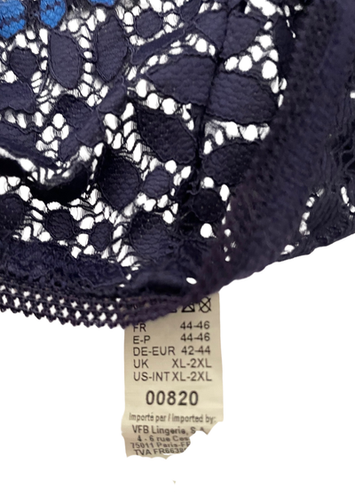 🌺 Culotte en dentelle bleu marine et détails bleus – Taille 44 (Neuve) 🌺