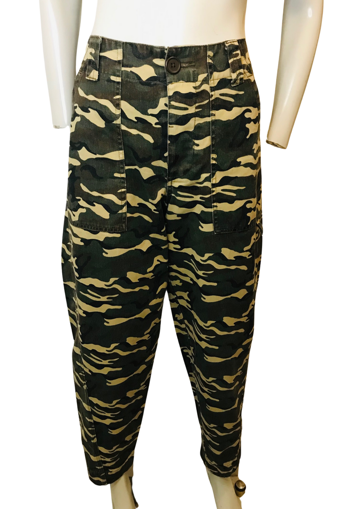 Pantalon cargo motifs camouflages Taille 36