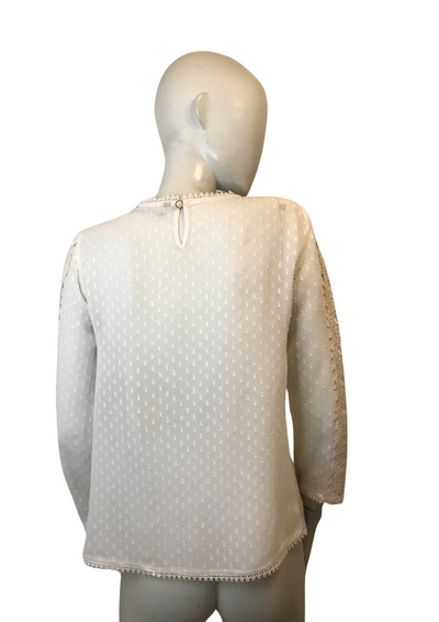 🌸 Blouse Élégante en Dentelle & Plumetis  🌸 – Taille 36