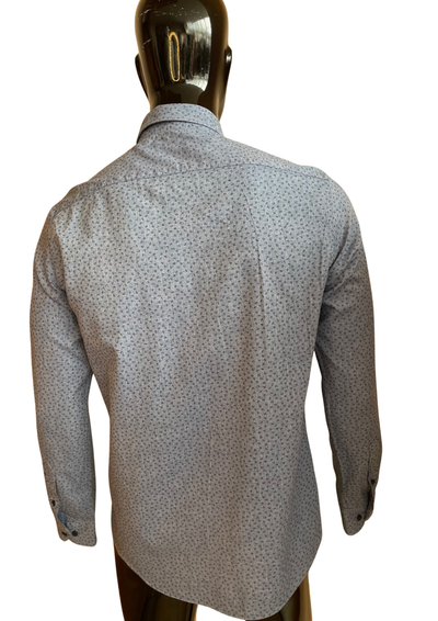 🌀 Chemise à motifs Taille M🌀
