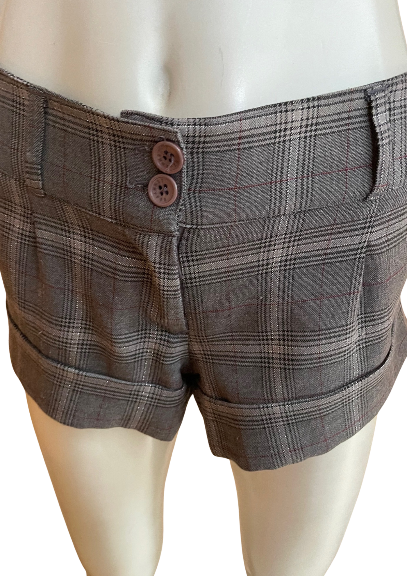 🩶 Short à carreaux gris chiné Taille 40 🩰