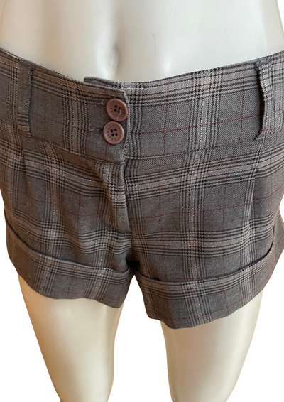 🩶 Short à carreaux gris chiné Taille 40 🩰