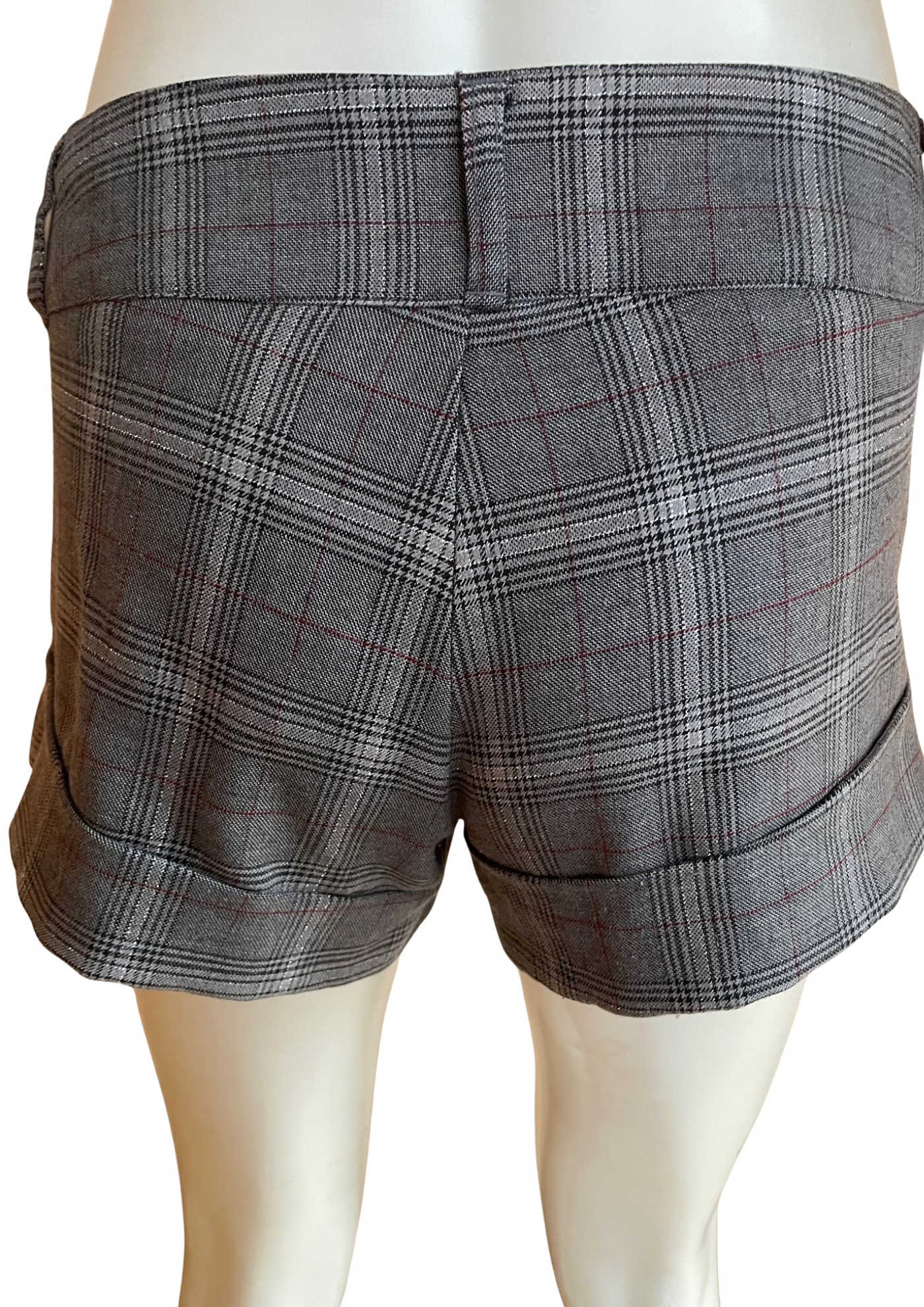 🩶 Short à carreaux gris chiné Taille 40 🩰