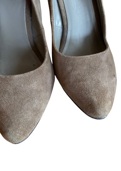 👠 Escarpins en daim taupe 💫 –  Pointure 36