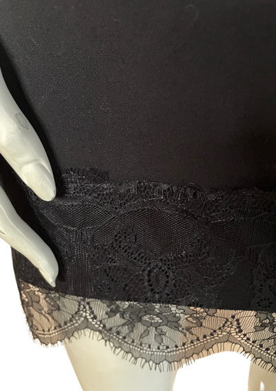🖤 Jupe élégante en dentelle Taille 36 🖤