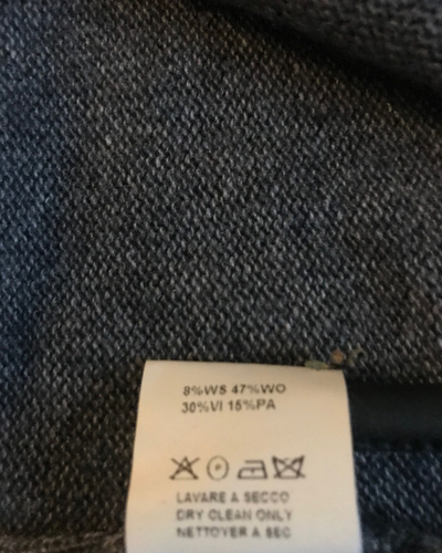 Pull avec dos en dentelle Taille 38