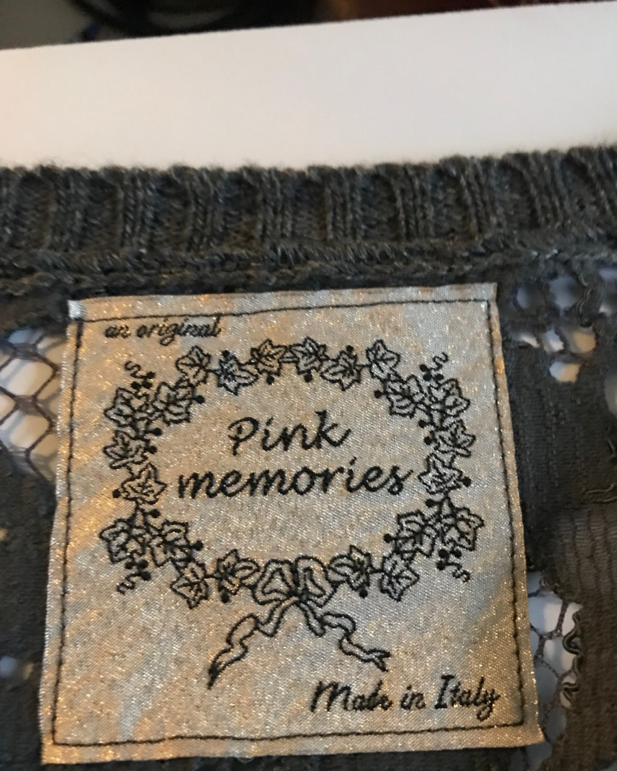 Pull avec dos en dentelle Taille 38