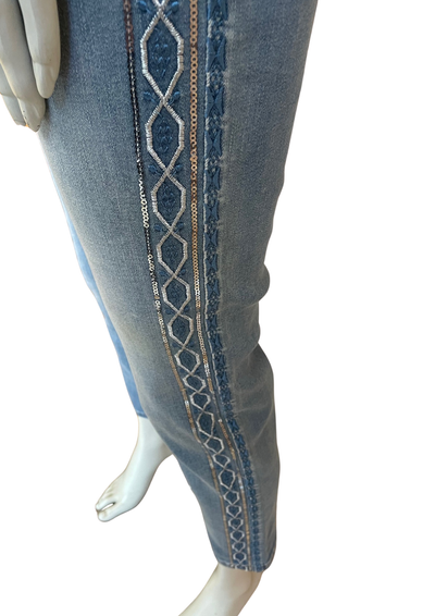 🌟 Jean bleu brodé Taille 38 🌟