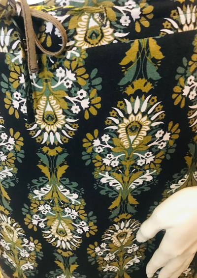 Jupe droite imprimé baroque – Taille 36 ✨