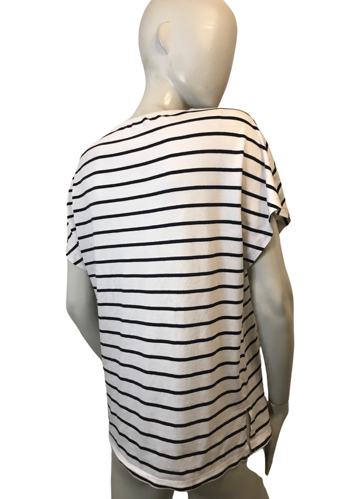 T-shirt rayé blanc et noir à poche perles – Taille 36 🌟