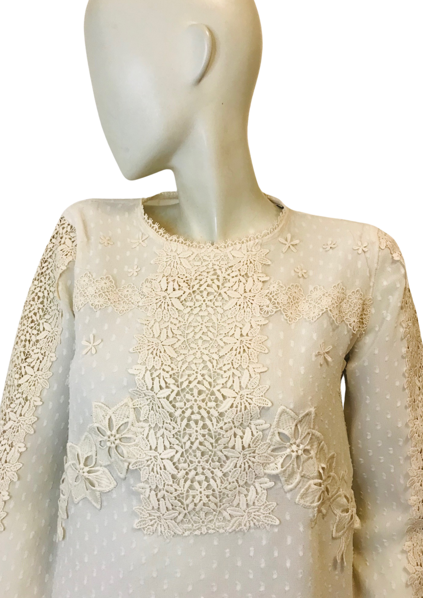 🌸 Blouse Élégante en Dentelle & Plumetis  🌸 – Taille 36