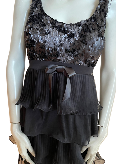 ✨ Robe noire à sequins & volants – Taille 38