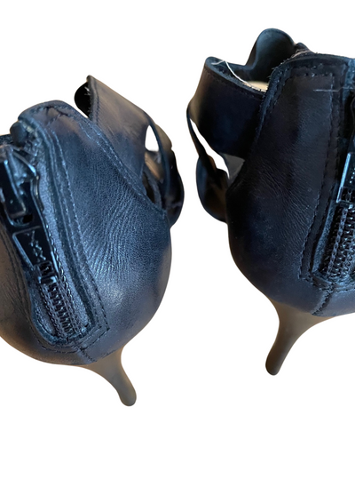 🖤 Sandales à talons Pointure 35 🖤
