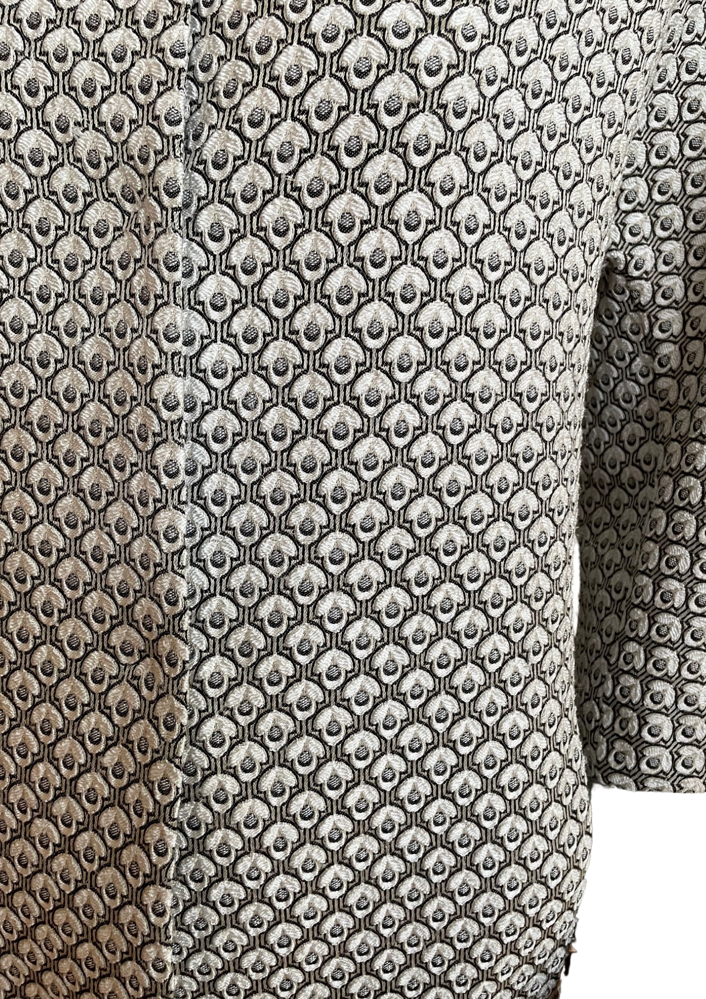🖤🤍 Manteau court brocart graphique  – Chic & intemporel Taille 40