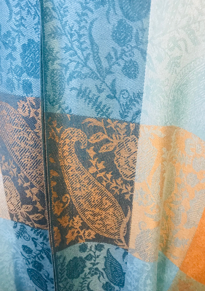 🌈 Écharpe Multicolore à Carreaux – Élégance Douce et Chaleureuse 🧣