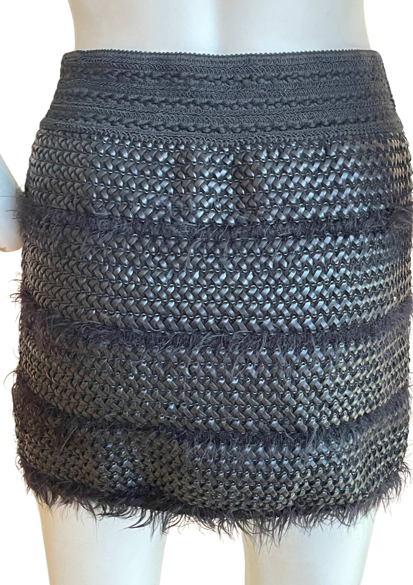 ✨Mini Jupe Noire Effet Paille & Plumes – Tendance Couture Taille 36 ✨