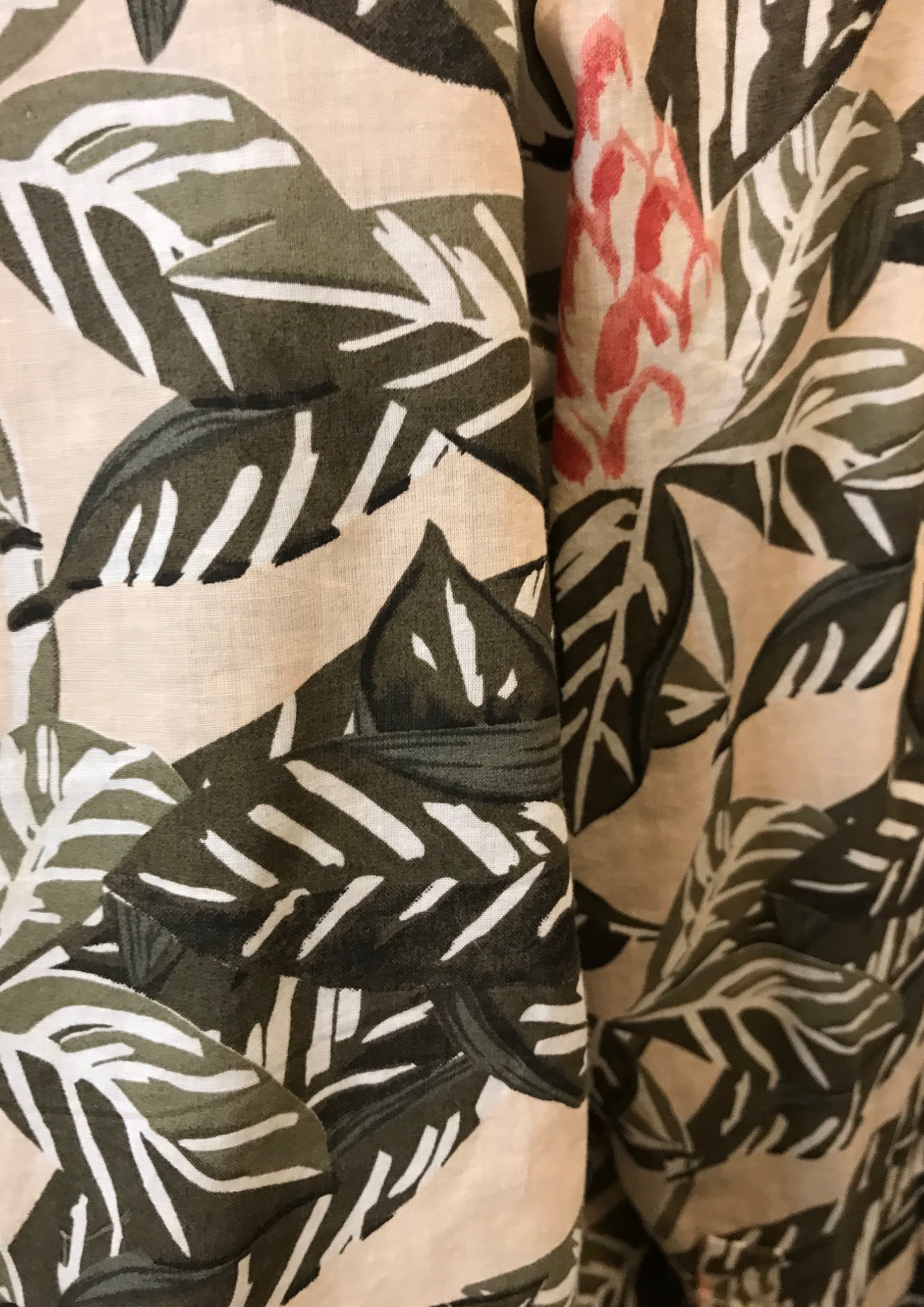 Chemise à imprimé feuillage – Taille 40 🌿