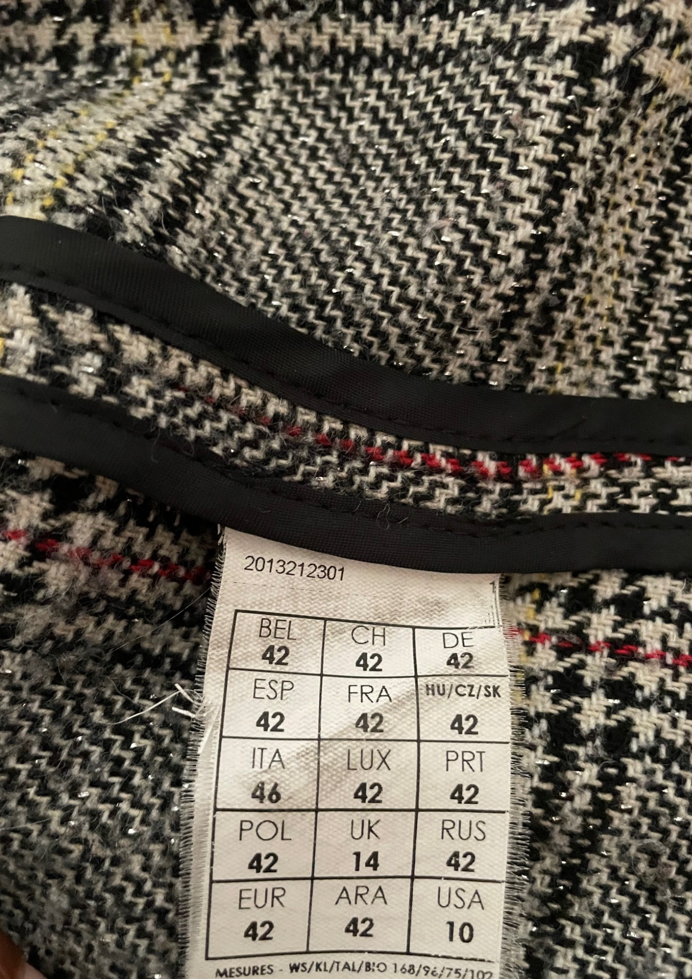 🧥 Veste à carreaux chic grise – Taille 42 🇫🇷