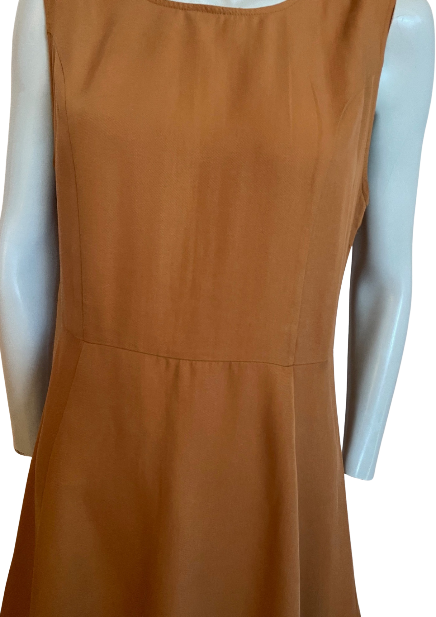 🧡 Robe évasée sans manches – Taille 40 (Neuf) 🧡