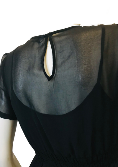 Robe mi-longue brodée Taille 34