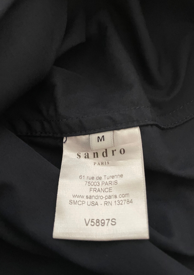 Anorak à capuche bleu marine, demi-zip & poche kangourou – Taille M 🚶