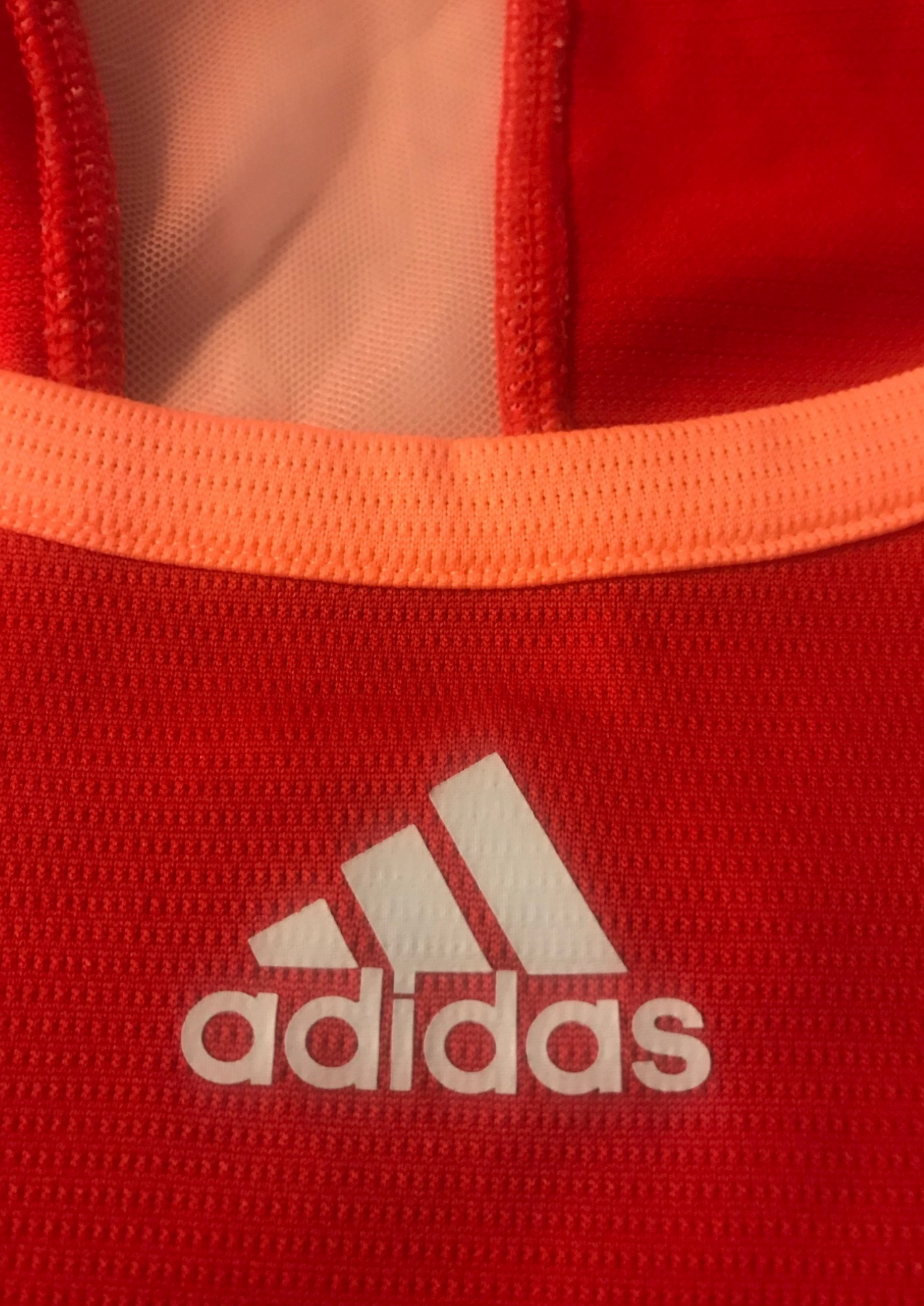 🔥👚 T-shirt de Sport Rouge & Corail – Taille 36 🏃♀️✨
