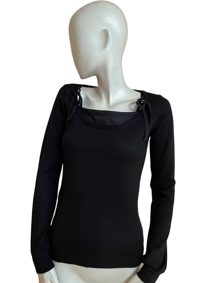 🖤 Pull noir en laine & acrylique 🎀 – Élégance discrète Taille 36