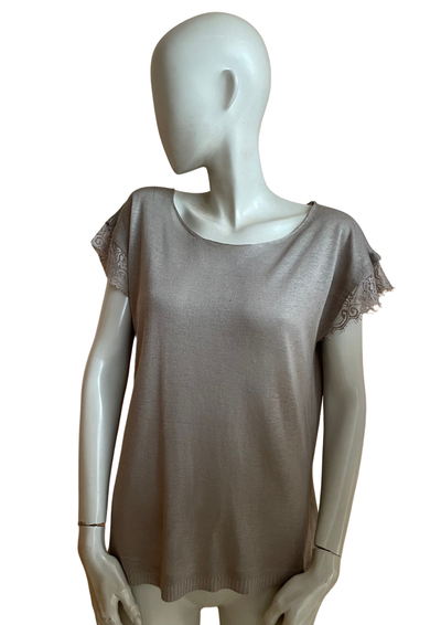 🎀 Haut en dentelle Taille 36 🎀