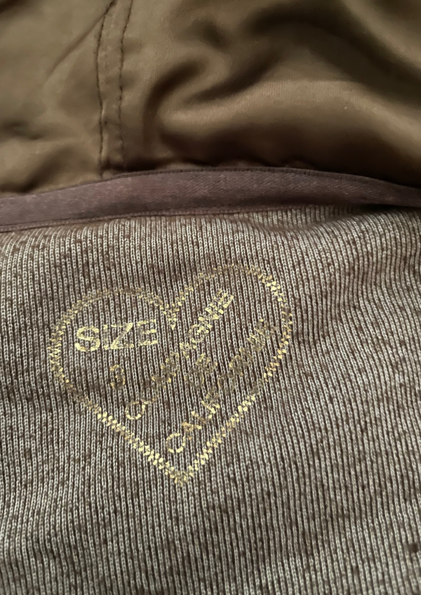 ✨ Veste à capuche en velours chocolat “GLAM” Taille 40 💎