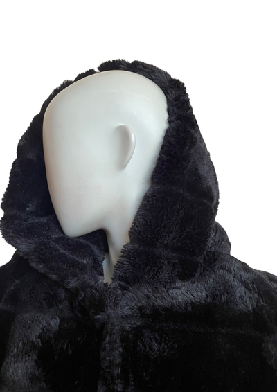 🖤 Manteau fausse fourrure noir à capuche – Taille 38 🐾✨