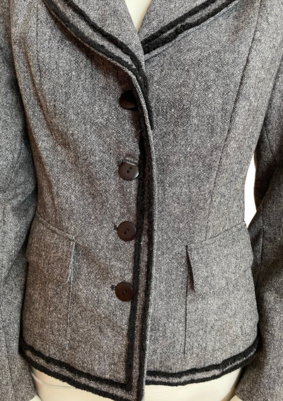 🧥 Veste Tailleur Grise Chic à Détails Contrastants – Taille 40