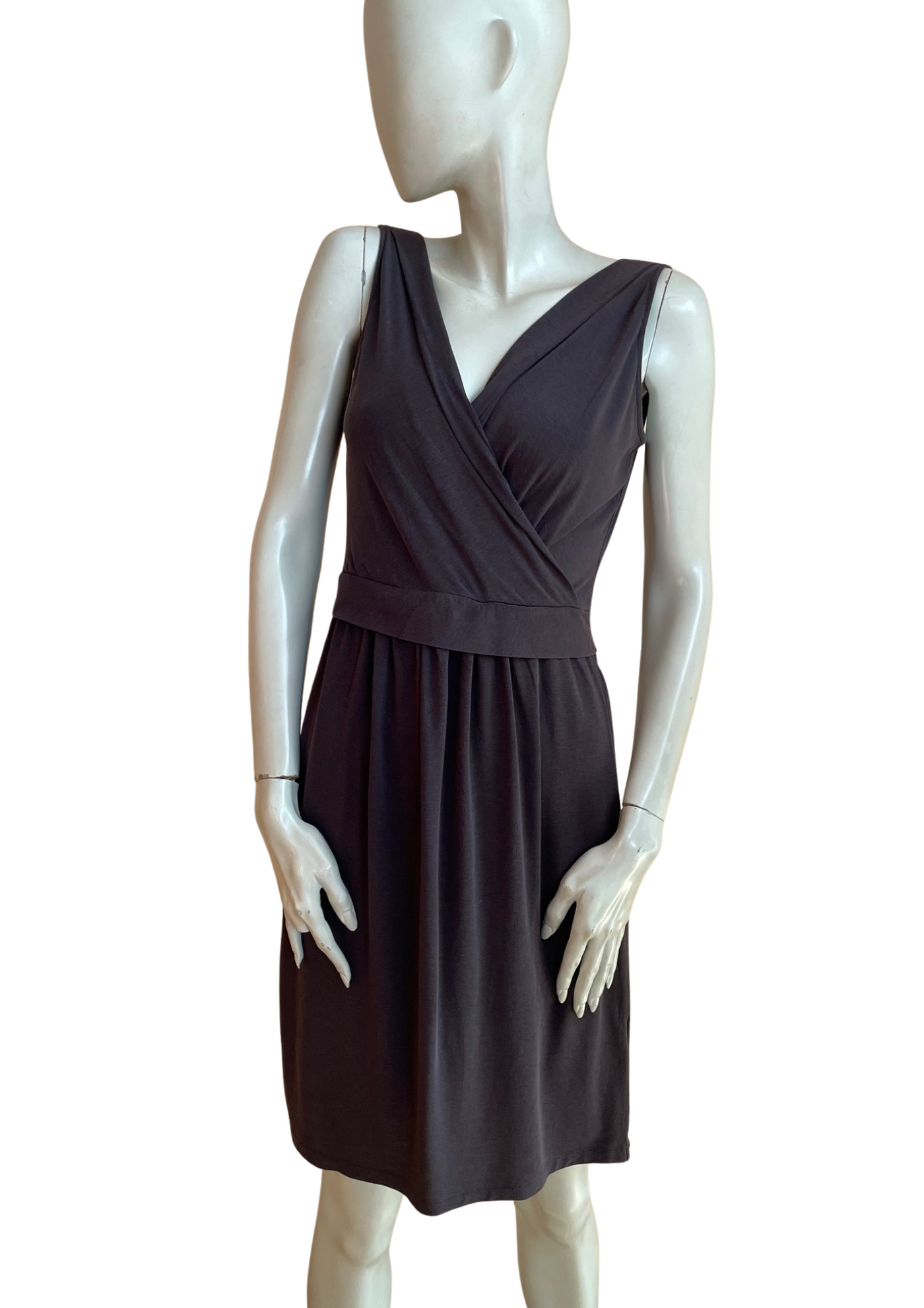 👗✨ Robe cache-cœur gris foncé – Taille 40