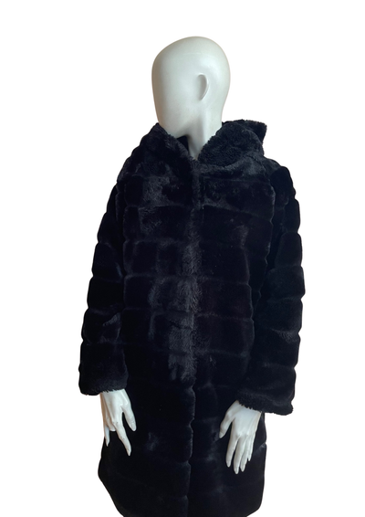 🖤 Manteau fausse fourrure noir à capuche – Taille 38 🐾✨
