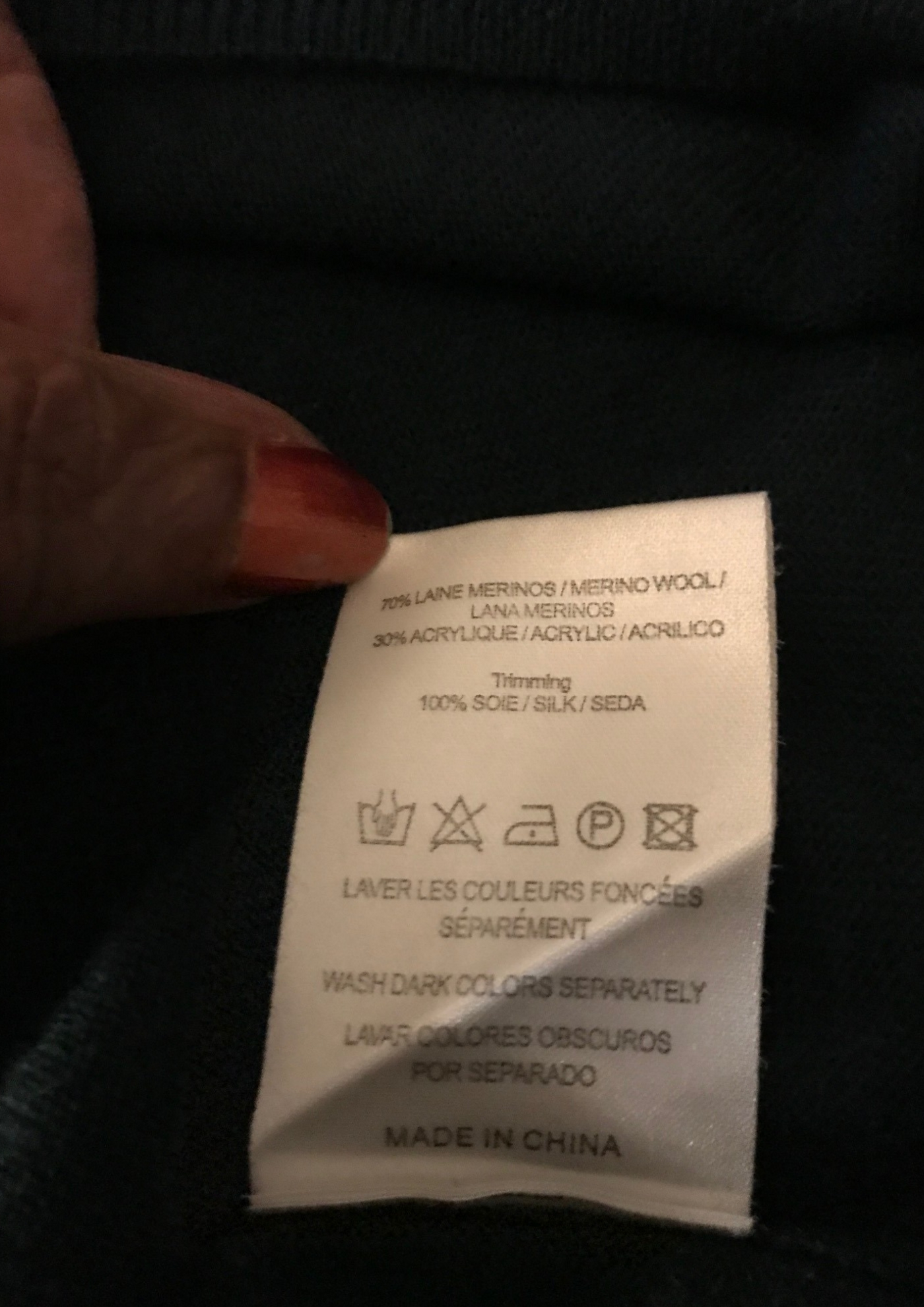 Pull vert foncé avec nœuds dans le dos Taille 36