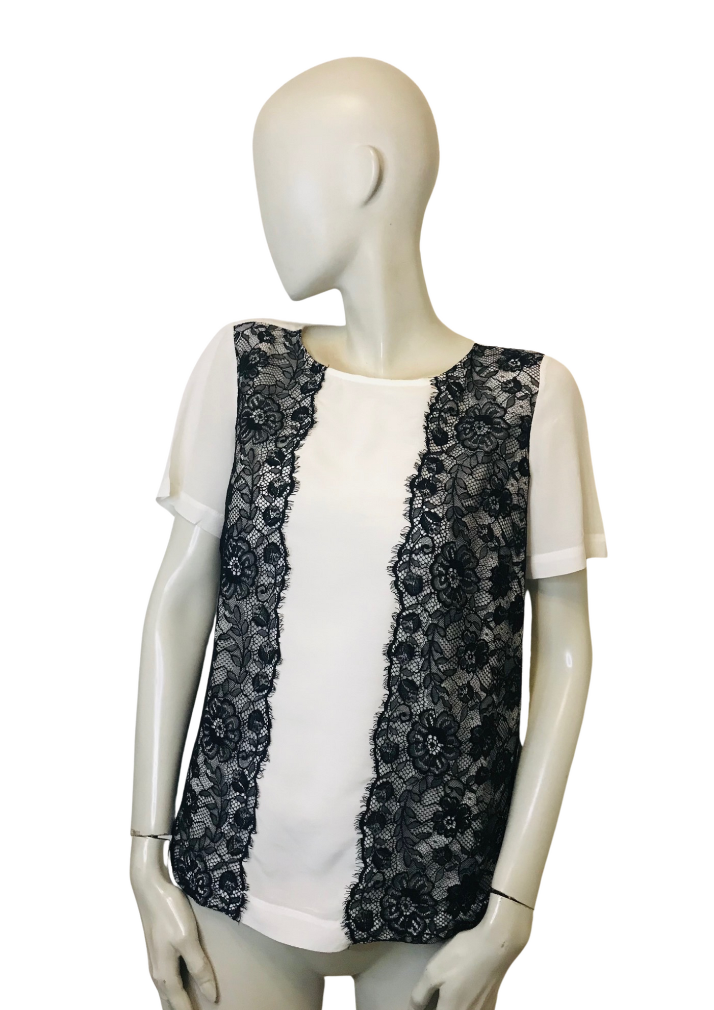 Blouse empiècement dentelle Taille 40
