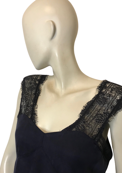 Robe empiècement dentelle Taille 40