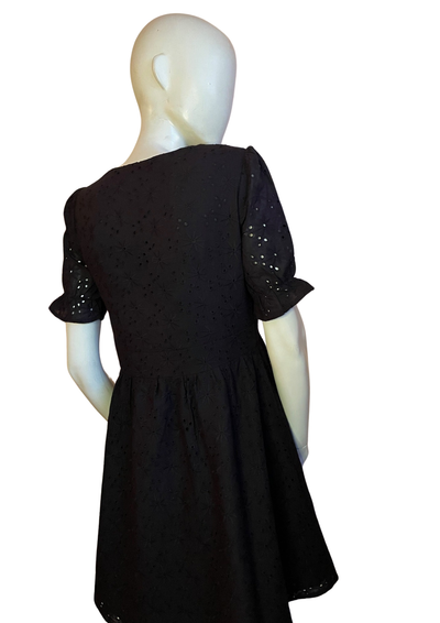 🖤 Robe en broderies anglaises Taille 36 🖤