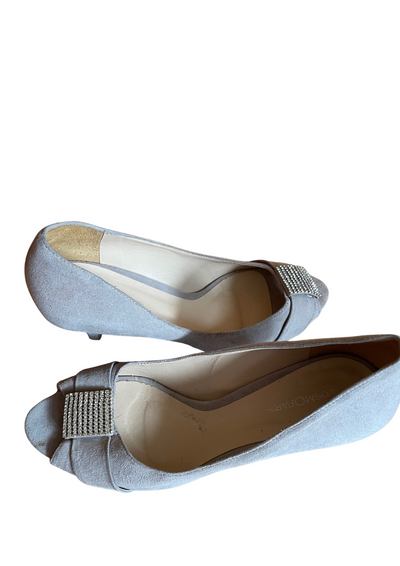 ✨ Escarpins ouverts à strass – Pointure 40, daim gris clair ✨