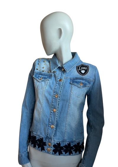 🧥 Veste en jean décorée Taille 38🧥