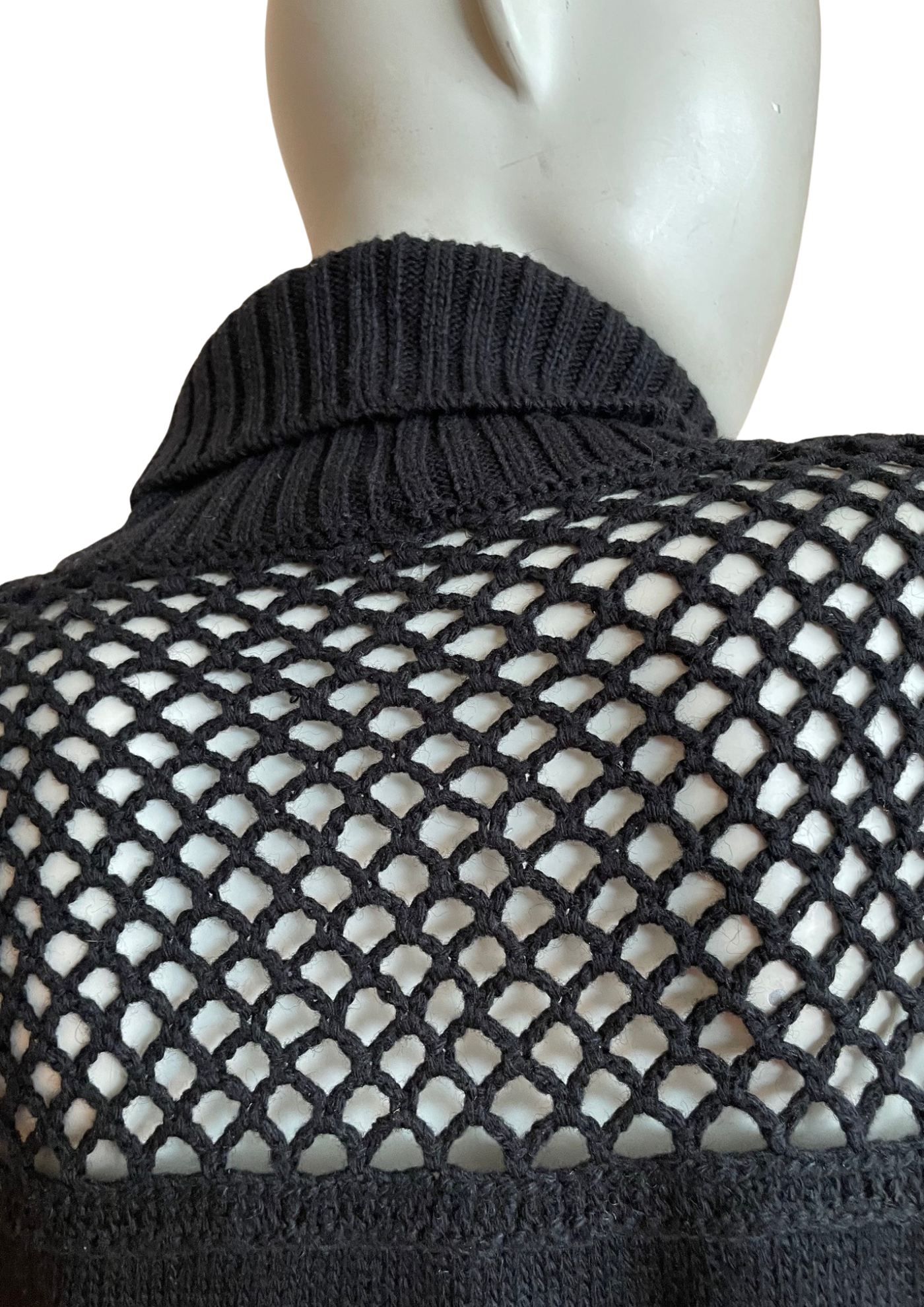 🖤 Pull ajouré col roulé – Taille 44 ✨🧶