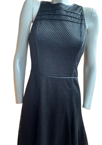 Robe patineuse texturée noire – Taille 36 👗🖤