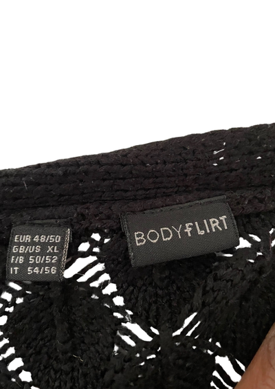 🖤 Gilet ajouré noir – Élégance & confort Taille 50 ✨