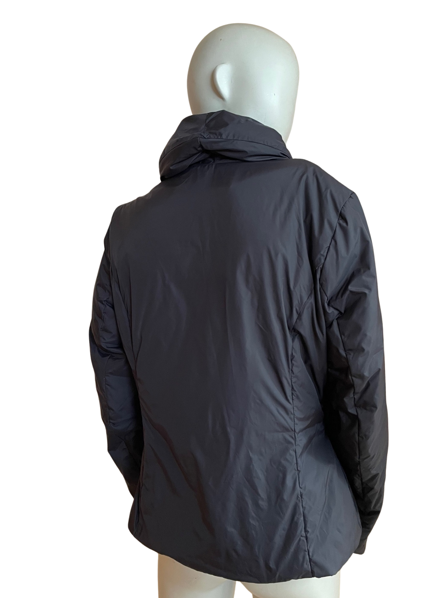 🧥✨ Doudoune noire ceinturée  – Taille 40