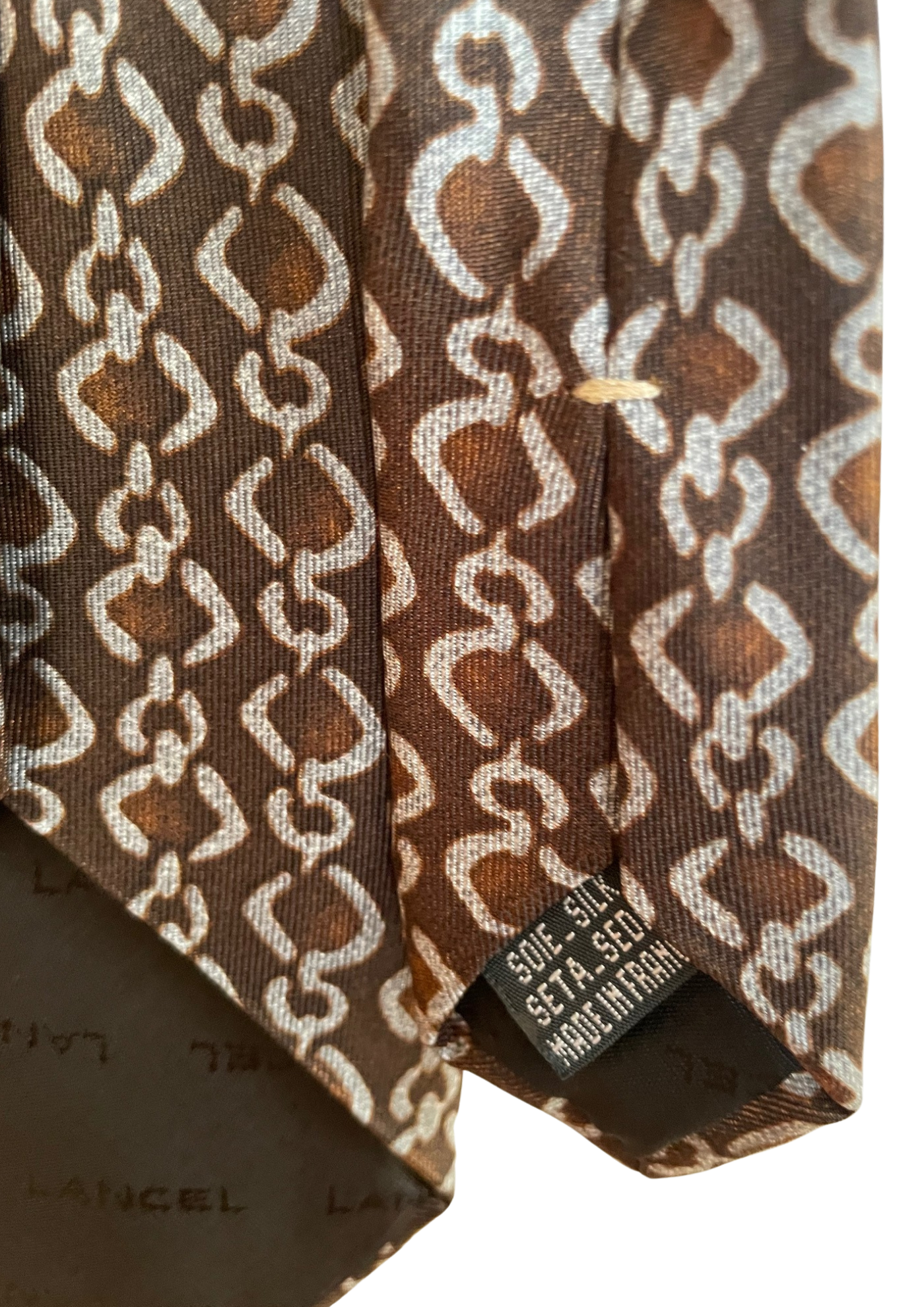 🧣 Cravate en Soie – Motifs Chaîne Marron & Gris ✨