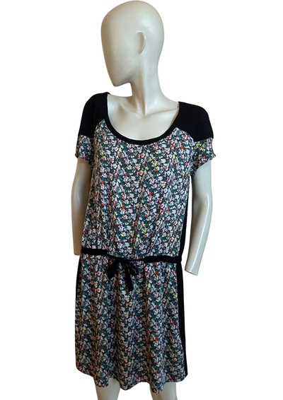 🌸 Superbe robe fleurie Taille 40 🌸