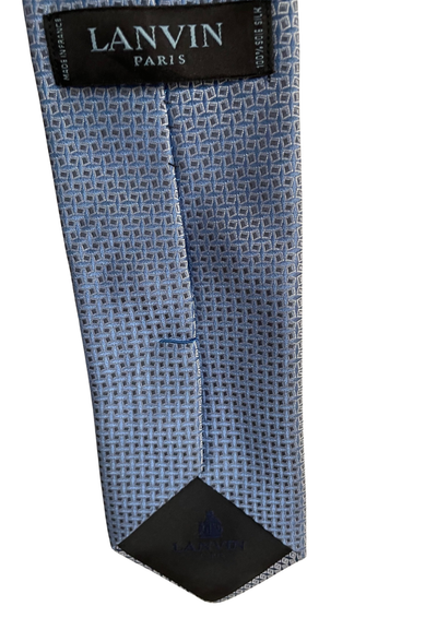 👔✨ Cravate bleue motif géométrique – Élégance & raffinement